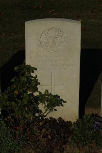 Caterpillar Valley Cemetery Longueval - Stewart, W