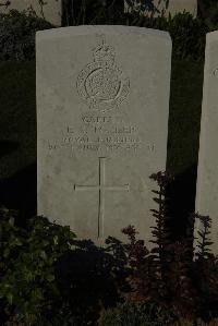 Caterpillar Valley Cemetery Longueval - Toller, Edward Northcote