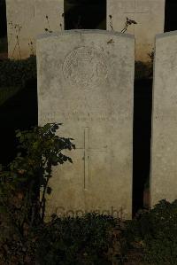 Caterpillar Valley Cemetery Longueval - Tonge, George