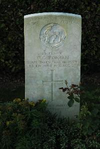 Caterpillar Valley Cemetery Longueval - Troman, Charles Gordon