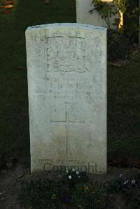 Caterpillar Valley Cemetery Longueval - Unwin, I