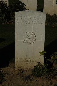 Caterpillar Valley Cemetery Longueval - Walker, Laurence Hall