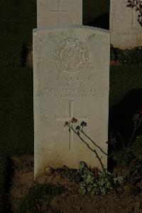 Caterpillar Valley Cemetery Longueval - Webb, Arthur