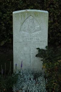 Caterpillar Valley Cemetery Longueval - Whittle, C