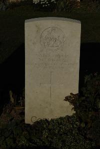 Caterpillar Valley Cemetery Longueval - Wilcox, L C