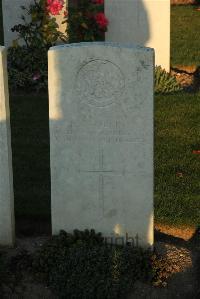 Caterpillar Valley Cemetery Longueval - Wilkins, Reginald Gerald