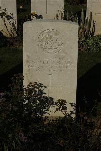 Caterpillar Valley Cemetery Longueval - Williams, E