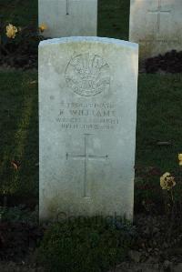 Caterpillar Valley Cemetery Longueval - Williams, F