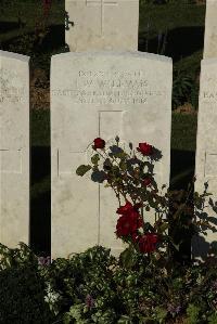 Caterpillar Valley Cemetery Longueval - Williams, J W