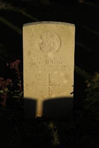 Caterpillar Valley Cemetery Longueval - Williams, Thomas Philip