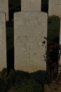 Caterpillar Valley Cemetery Longueval - Williams, William Daniel