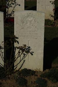 Caterpillar Valley Cemetery Longueval - Wilson, G H