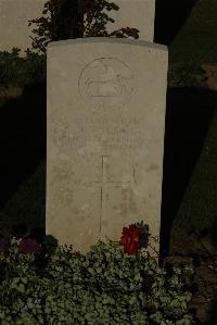 Caterpillar Valley Cemetery Longueval - Wilson, J