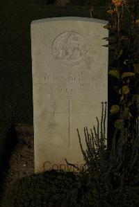 Caterpillar Valley Cemetery Longueval - Windridge, H