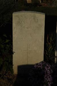 Caterpillar Valley Cemetery Longueval - Young, D