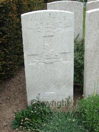 Bethune Town Cemetery - Allsop, A E