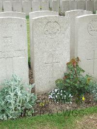 Bethune Town Cemetery - Baker, Ernest