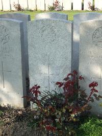 Bethune Town Cemetery - Barton, John Henry