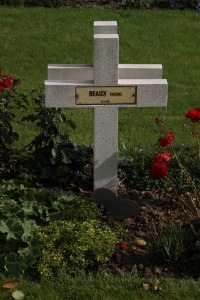 Bethune Town Cemetery - Beaux, Eugene