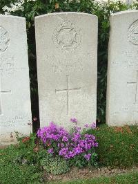 Bethune Town Cemetery - Bennett, D