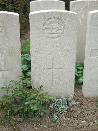 Bethune Town Cemetery - Bott, B