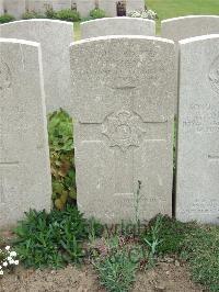 Bethune Town Cemetery - Boyns, Harry