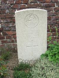 Bethune Town Cemetery - Buck, Arthur