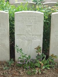 Bethune Town Cemetery - Byrne, Thomas Bernard