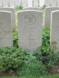 Bethune Town Cemetery - Bywell, John Robert Marmaduke