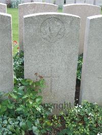 Bethune Town Cemetery - Cahill, Stanslaus