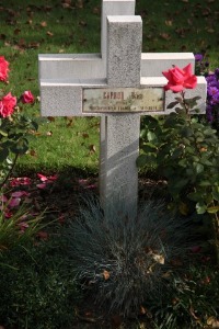 Bethune Town Cemetery - Capron, Henri