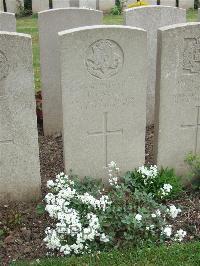 Bethune Town Cemetery - Carter, J