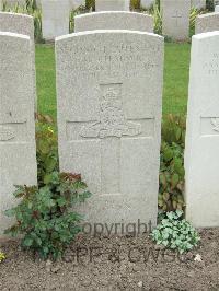 Bethune Town Cemetery - Chadwick, Richard Markbarn