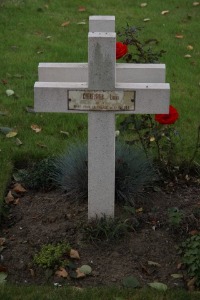 Bethune Town Cemetery - Chenevrier, Louis