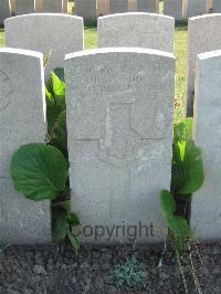 Bethune Town Cemetery - Cheshire, H