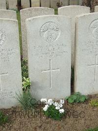 Bethune Town Cemetery - Clarke, R