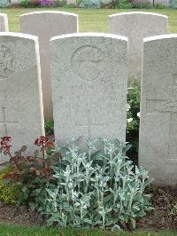 Bethune Town Cemetery - Clarkin, John