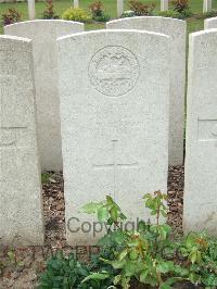 Bethune Town Cemetery - Cochrane, W