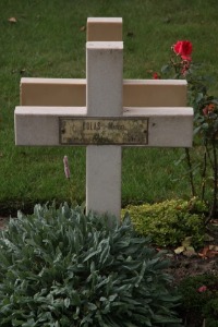 Bethune Town Cemetery - Colas, Marcel