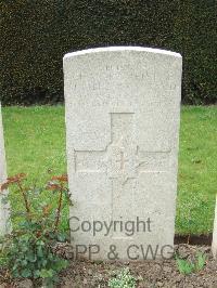 Bethune Town Cemetery - Cottrell-Dormer, Charles Melville