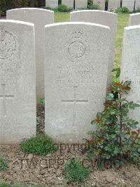 Bethune Town Cemetery - Cripps, Edwin Goodearl