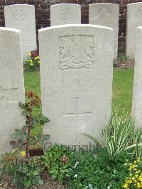 Bethune Town Cemetery - Cronshaw, J