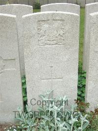 Bethune Town Cemetery - Dale, Edward Stanley