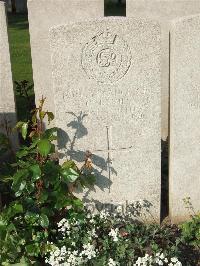 Bethune Town Cemetery - Davies, C