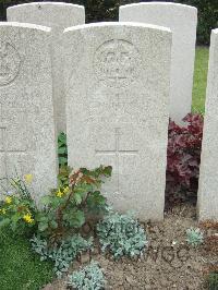 Bethune Town Cemetery - Debnam, George Henry