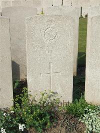 Bethune Town Cemetery - Dellar, Ernest