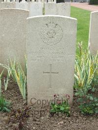 Bethune Town Cemetery - Duggan, Herrick Stevenson