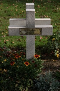 Bethune Town Cemetery - Duvissier, Marcel