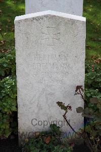 Bethune Town Cemetery - Edelmann, Hermann