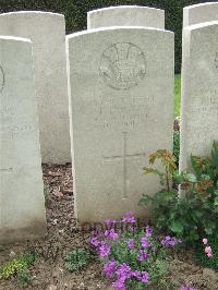 Bethune Town Cemetery - Edwards, T